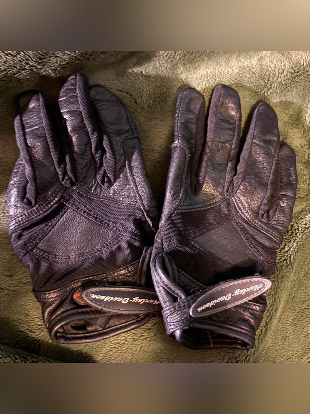Harley-Davidson Black Leather Riding Gloves small